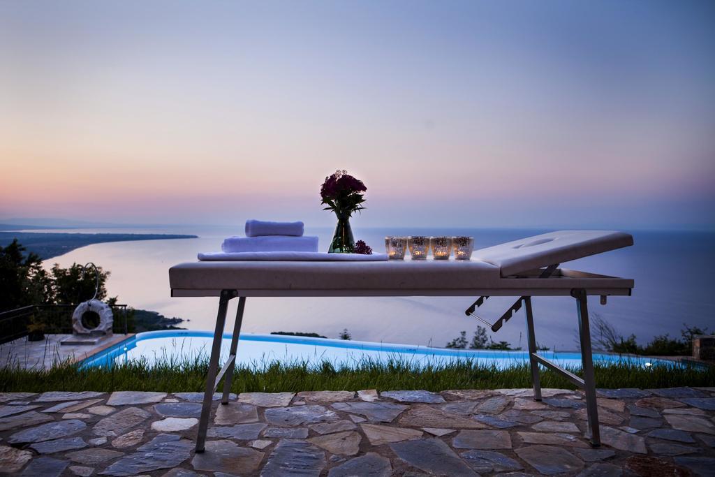 Dohos Boutique Hotel ลาริซา ภายนอก รูปภาพ